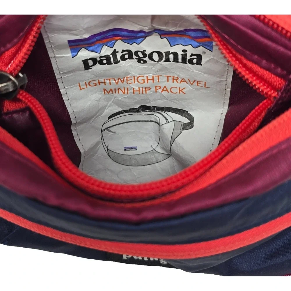 NWOT PATAGONIA lightweight travel mini hip bag navy PINK Casual OUTDOOR